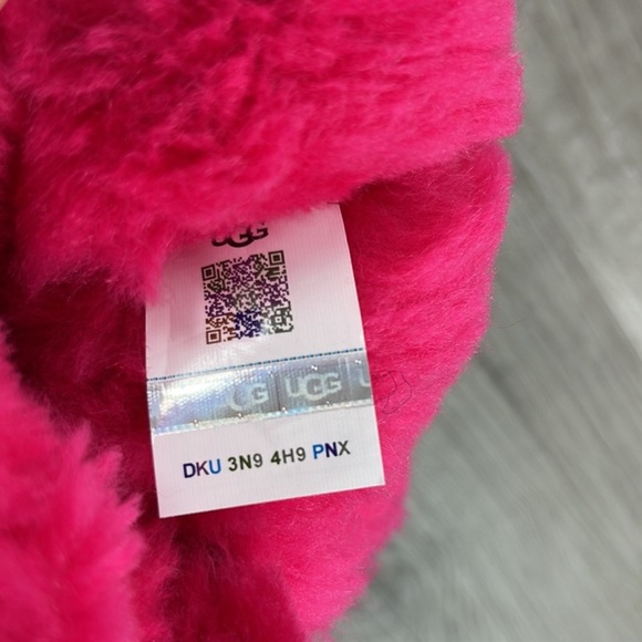 🍁 UGG 🍁 BAILEY BOW REDISH GLISTEN BOOT - Picture 12 of 15